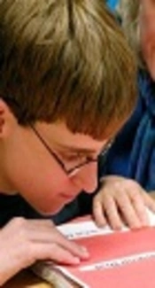 Comparison of Developmental Status of Spatial Orientation of Visually Impaired Students with Normal Students